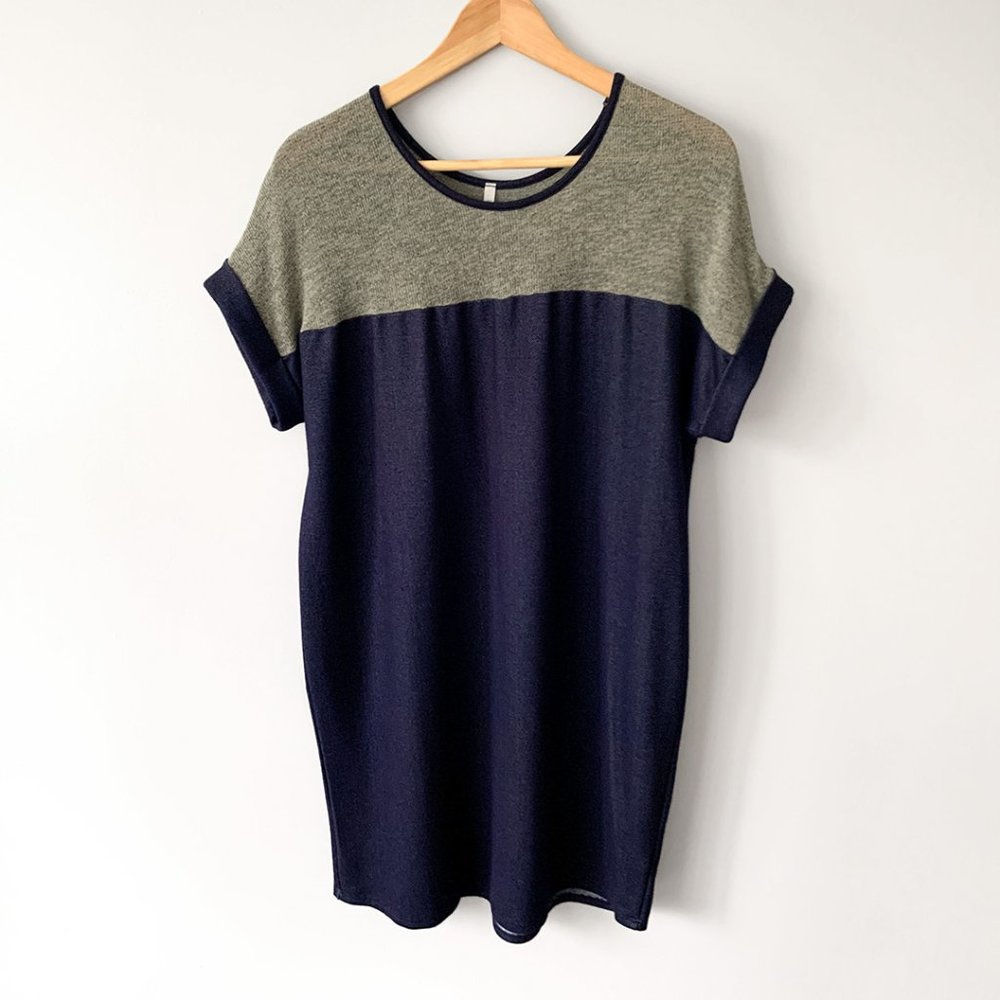 🔴 2+/$15 sale | Lightweight Short Sleeve Tunic Dress | Blue & Gray